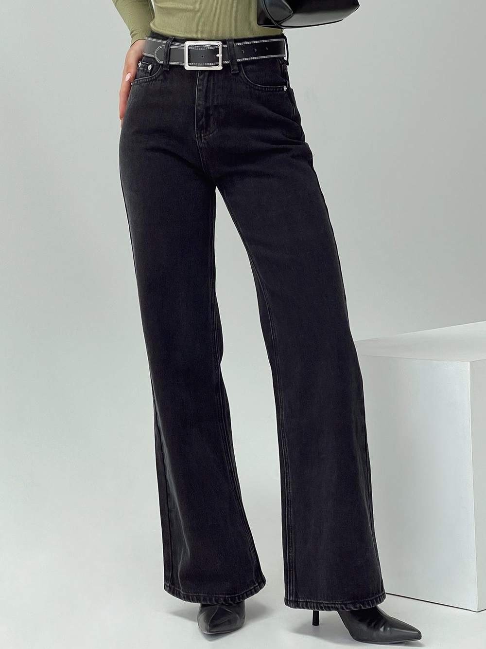 Princess Polly Washed Black Cabarita Lounge Denim Flare Jeans Size 2